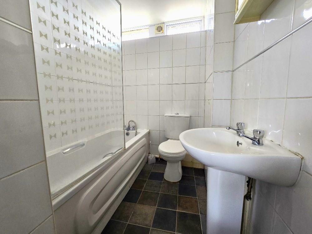 Crowmere Road, Walsgrave - Bathroom .jpg