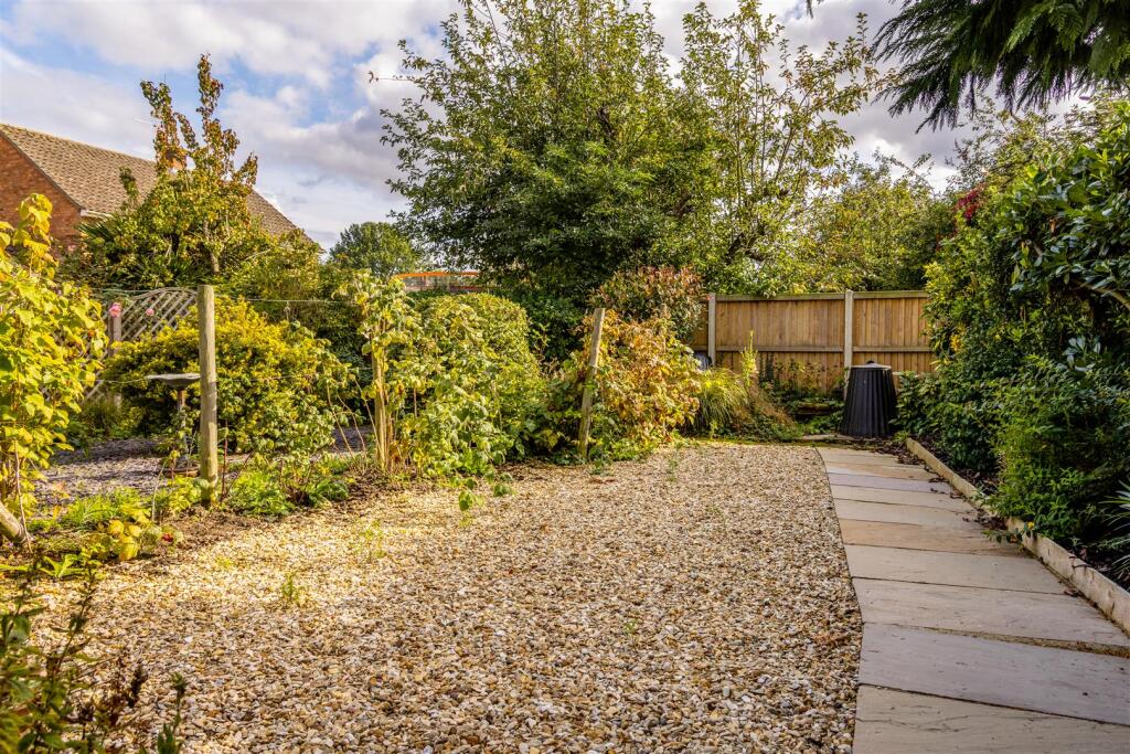 24 Winston Gardens (Boston)-18.jpg