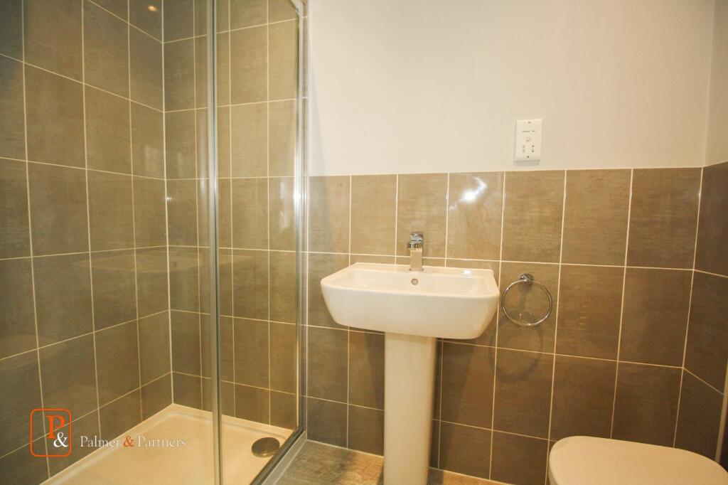 En-Suite Shower