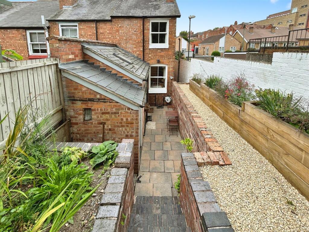 374a7390-9-4FC9-AD93-68B5569C4840-7846-000004E3F40