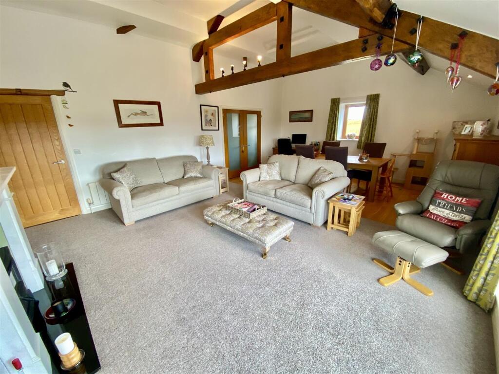 Bramleys Estate Agents - The Orchards - Bellstring