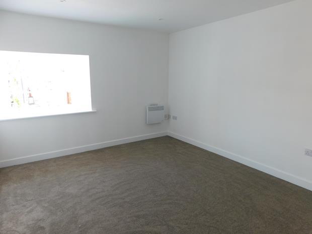 4aFlat2HindStileBedroom