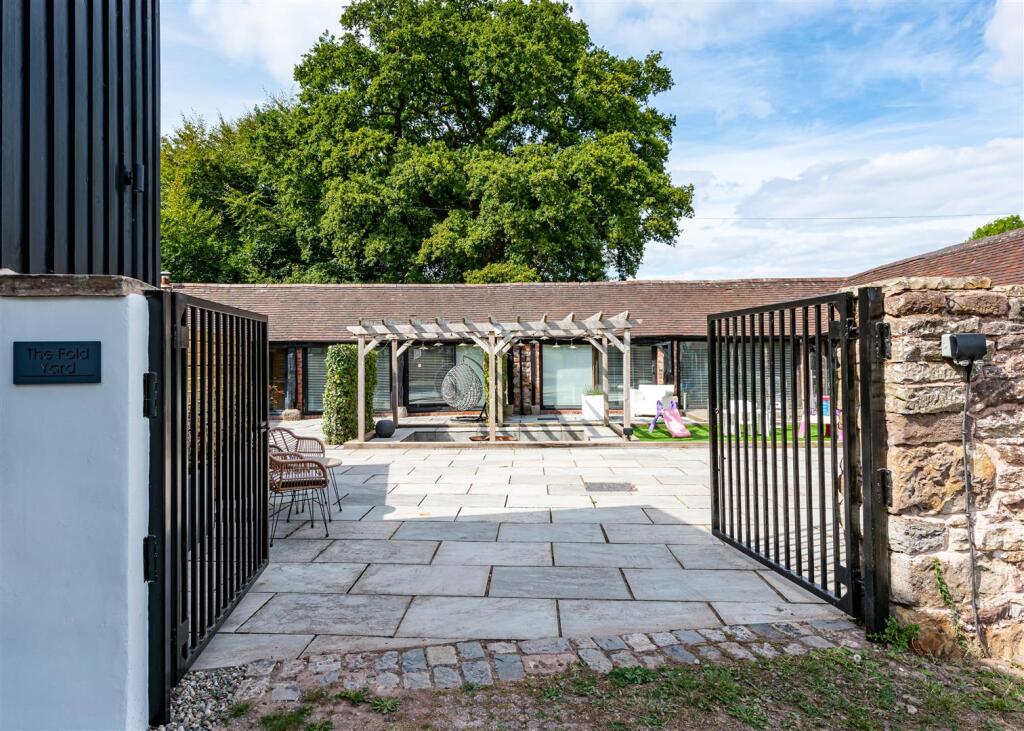 The Fold Yard-external-10.jpg