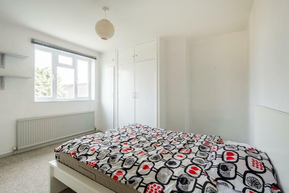 51 Holcombe Close BA2 6UP-11.jpg