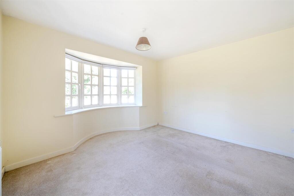 69 Reffield Close