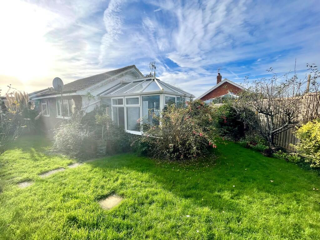 11 Furzefield Clo...