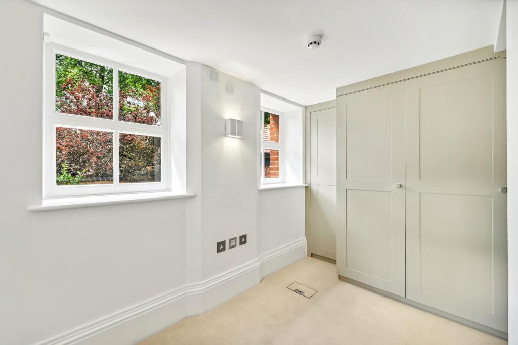 8 Sloane building (1