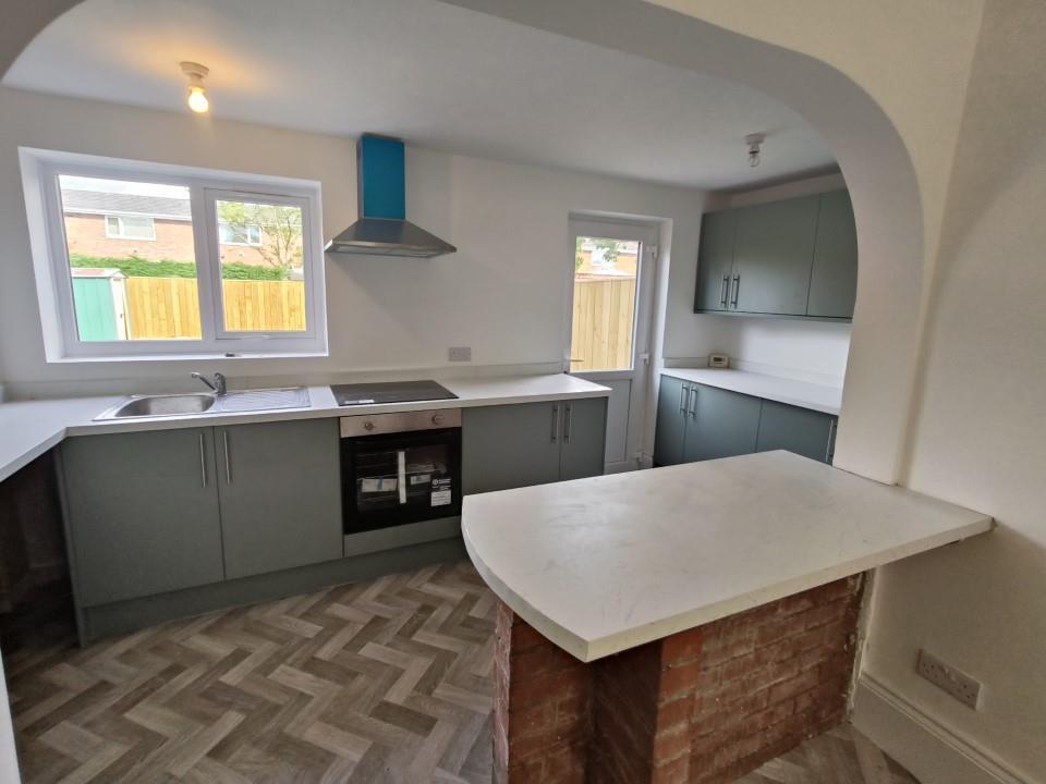 KITCHEN 3.jpg