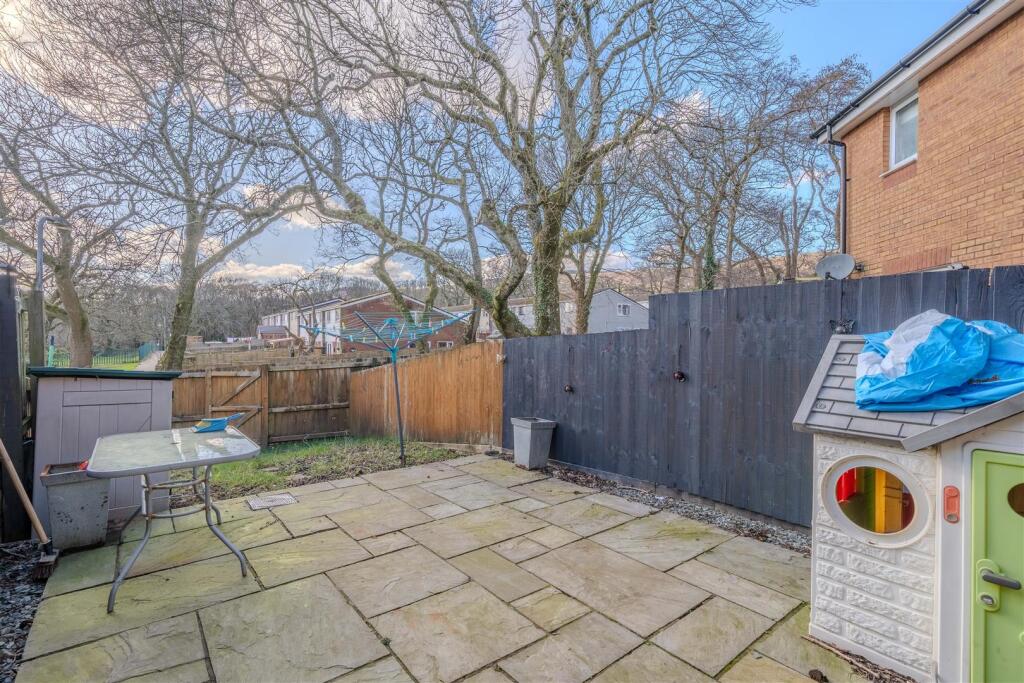 27 Thorncliffe Rd-11.jpg