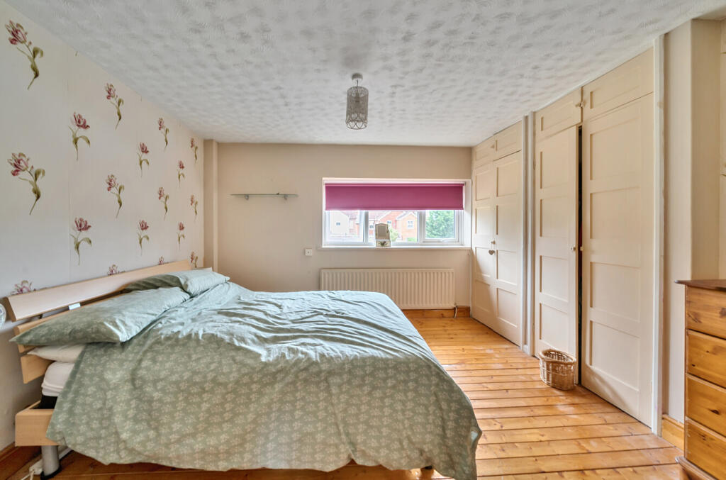 1315689-4-6864fa7...