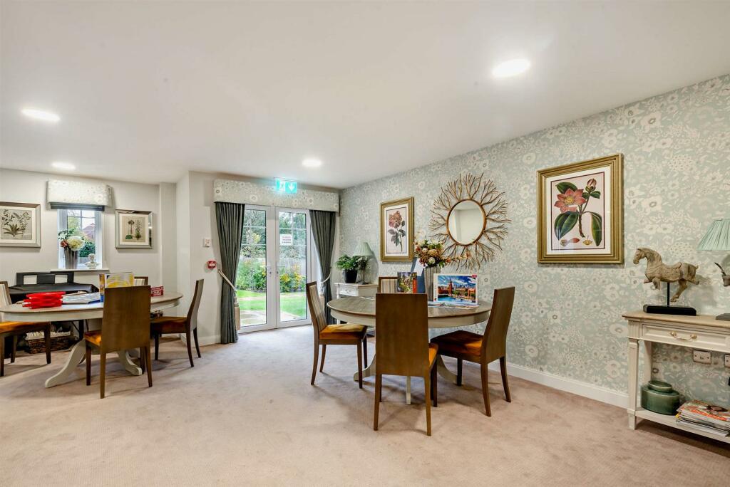8576861-interior21-800.jpg
