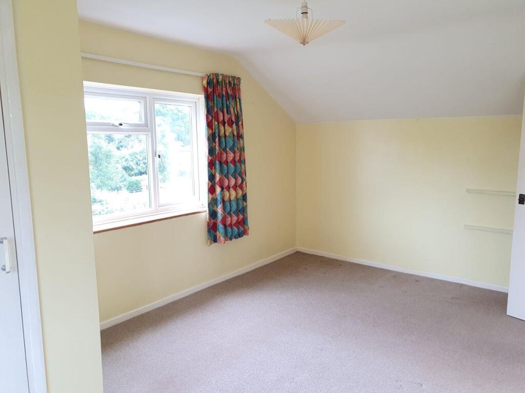 Bedroom 3.jpg