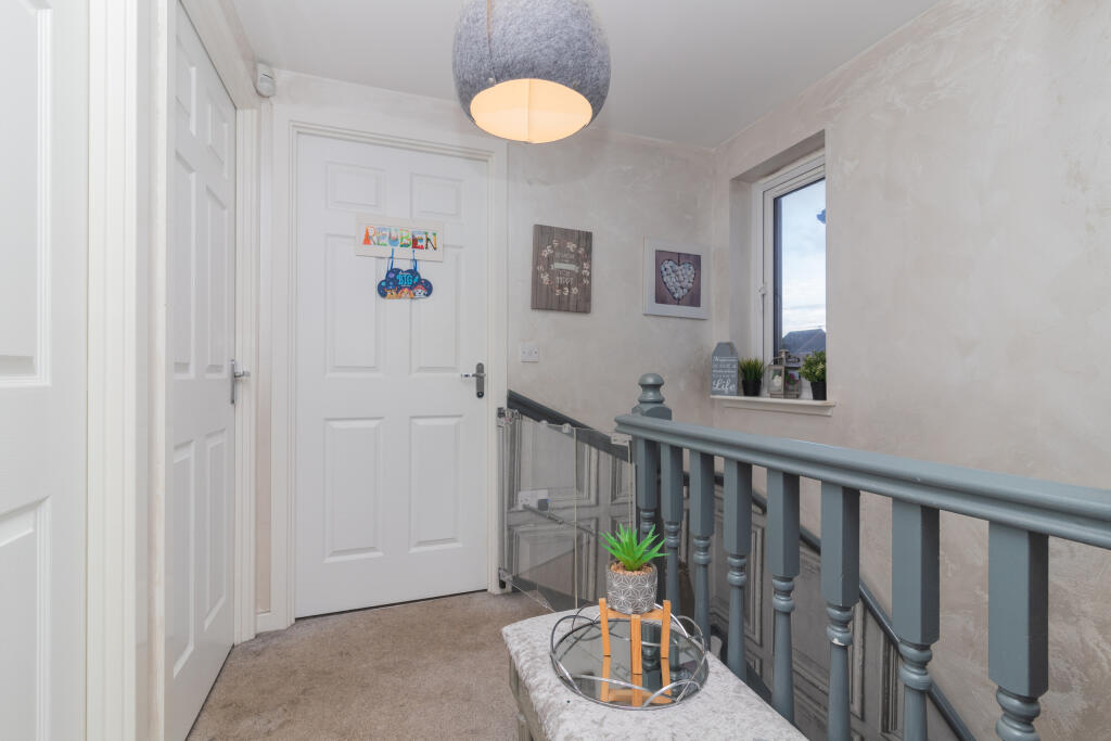154A Barrangary Road PA7 5FR L-22