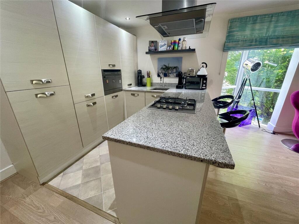 Fitted Kitchen