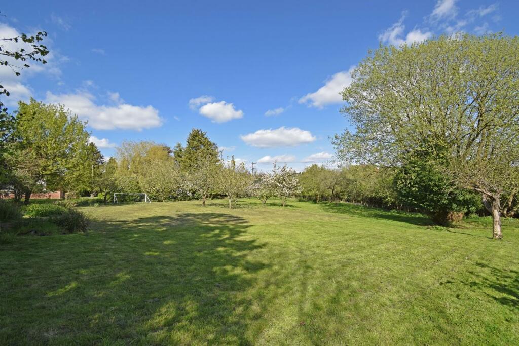 Ridgeway, garden orchard a.jpg