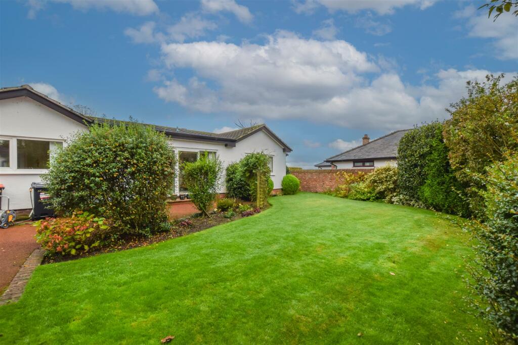 DSC_8325-21 copy.jpg