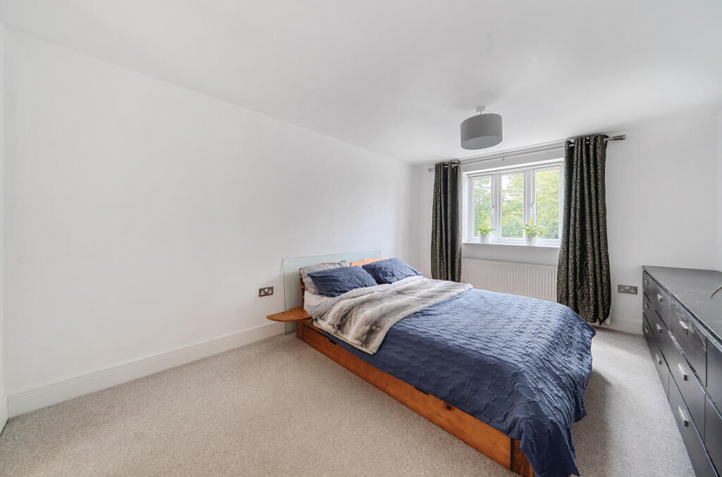 1342553-12-68a48a...