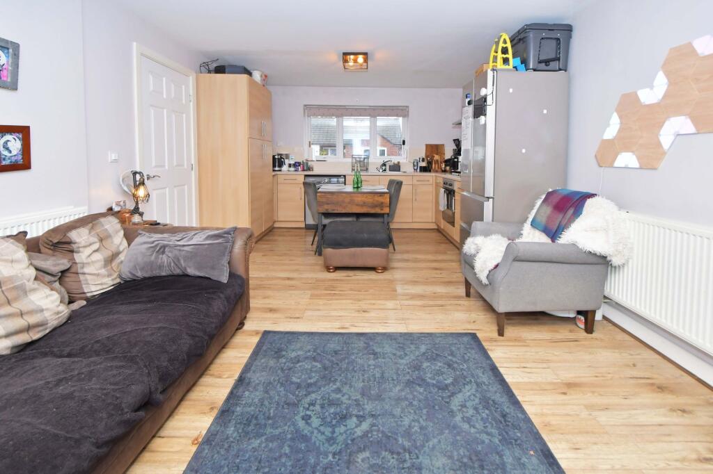 Kitchen &amp; living area