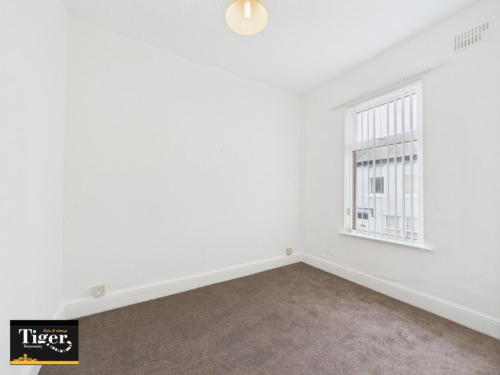 CAM02176G0-PR0650...