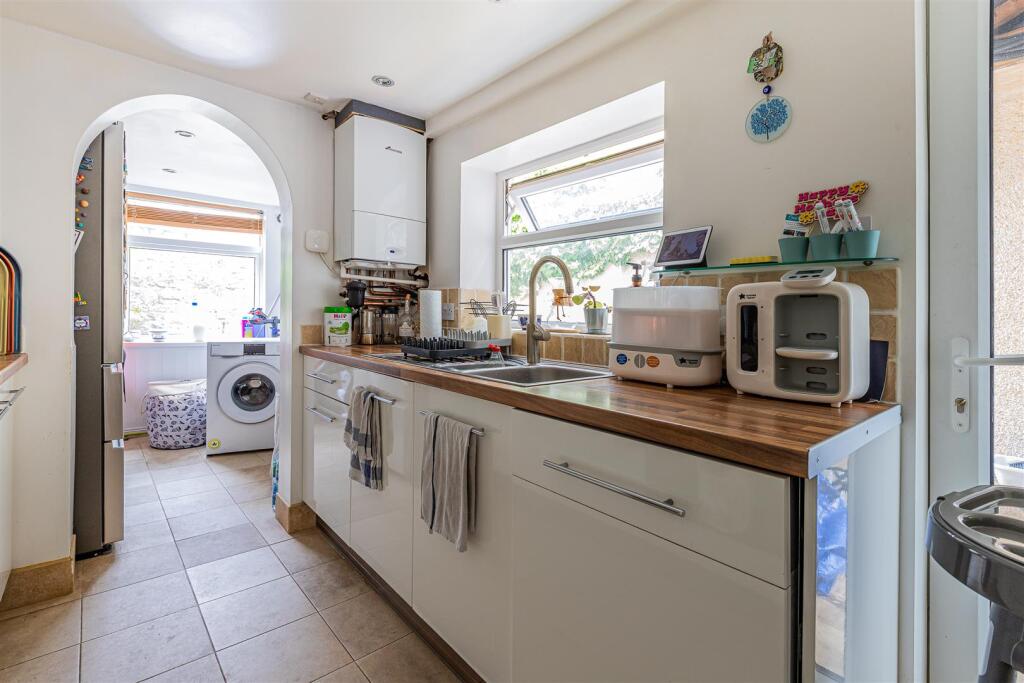 Plasnewydd Road 19-13.jpg