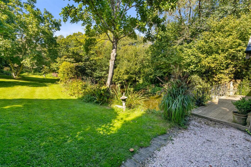 A09 - Allerton, Dartington, The Roundhouse - 24091