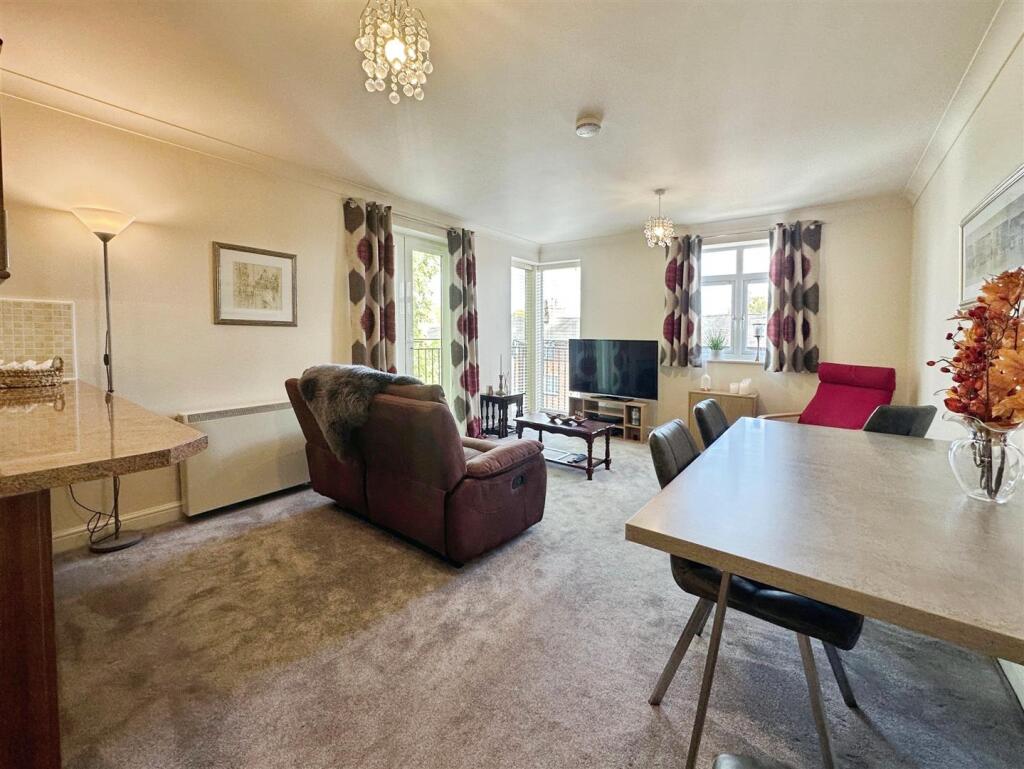 42fd417c--4DA4-A490-AB02E79F8855-21219-000007F4BD8