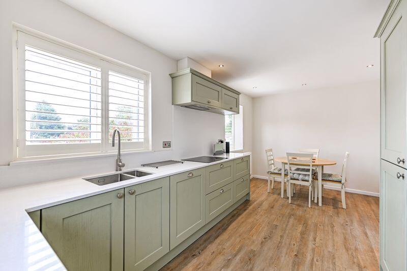 Kitchen / Dining Room 