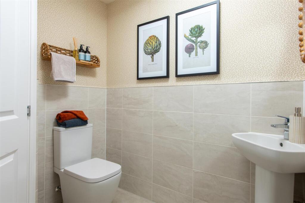 014 BYW_ImperialCourt_Ilkley_Moreton_5bed_LowRes.j