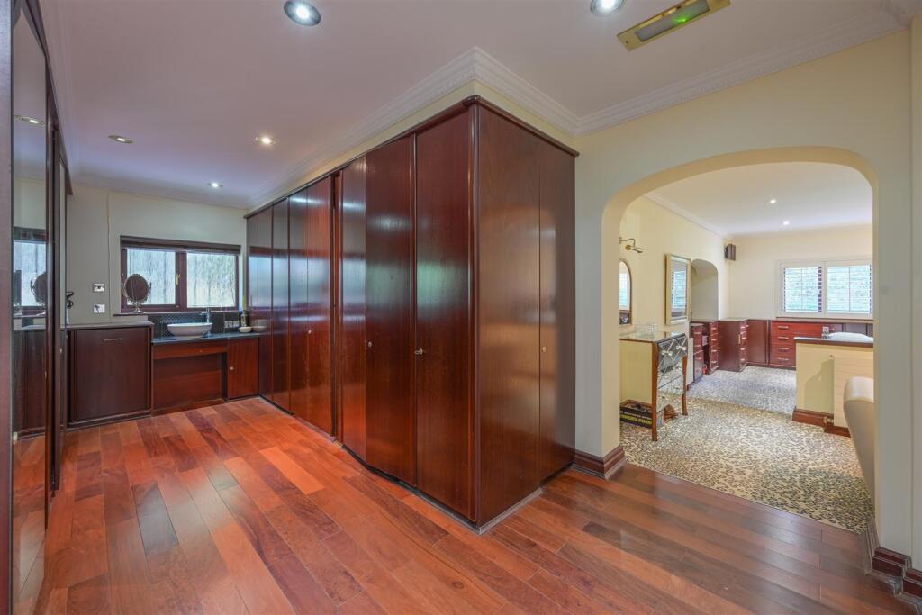 Court Manor (16 of 60).jpg