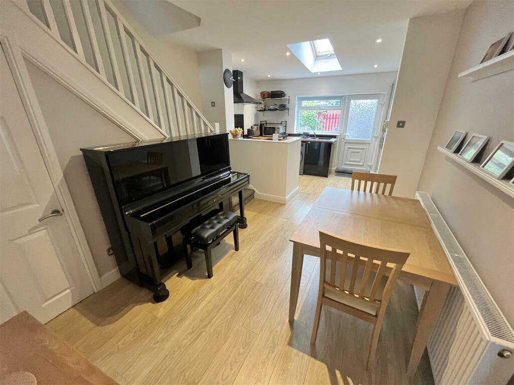 Dining Kitchen.jpg