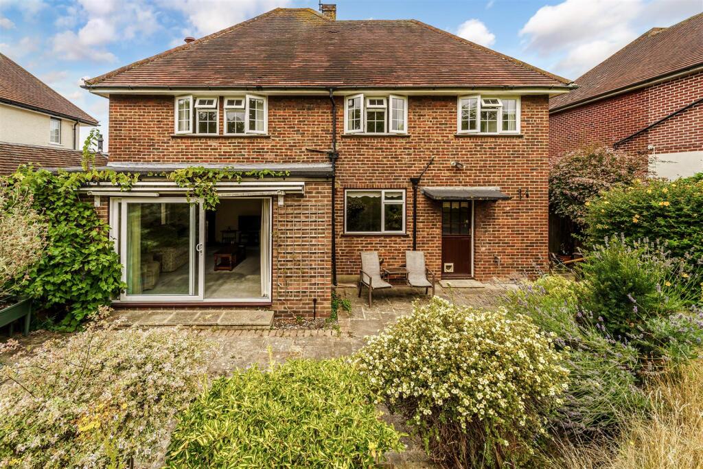 HILLSIDE, 13 (4).jpg