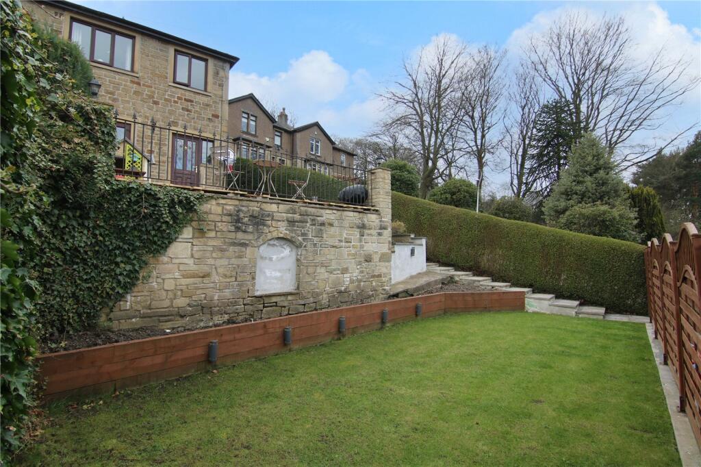 Lower Lawn Garden