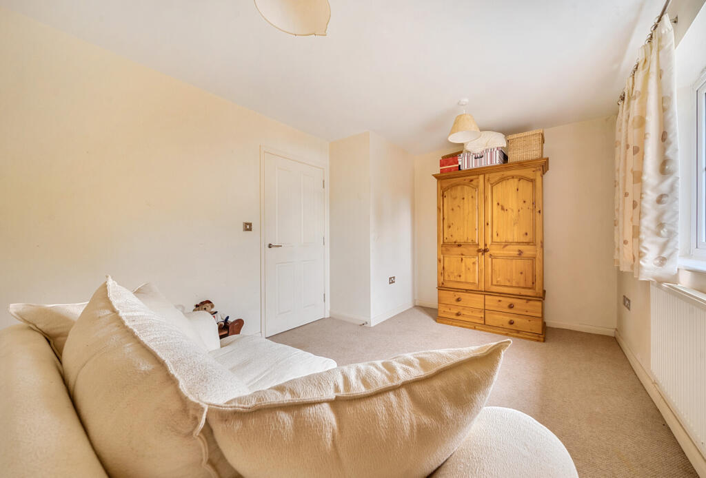 1304600-10-6843fd...