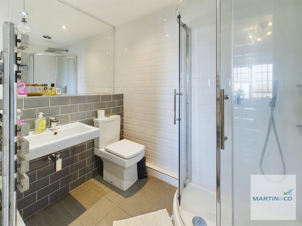 CAM03663G0-PR0121...