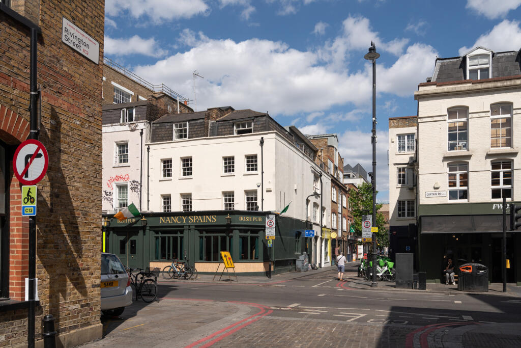 295137 - SUNA-HOUSE-002.jpg