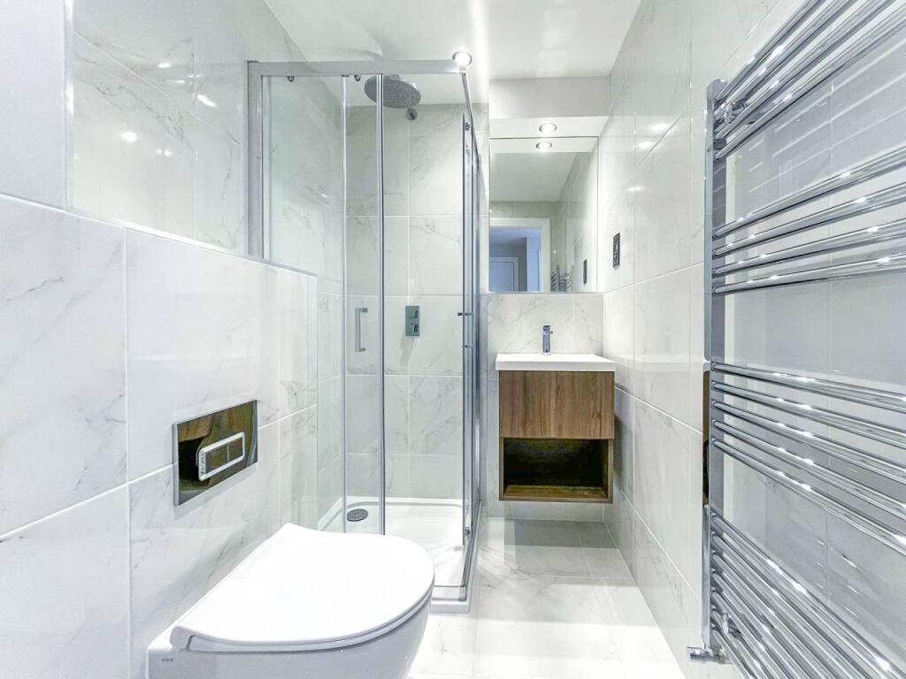 37 bowmont shower ro
