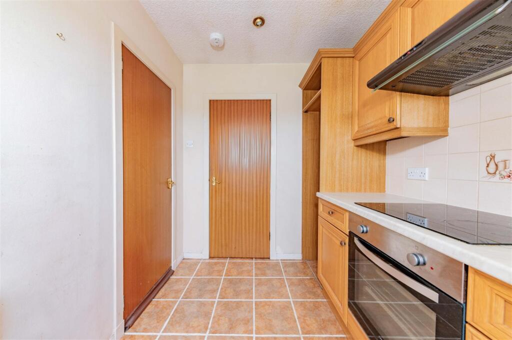 158 Strathmore Street  BF-21.JPG