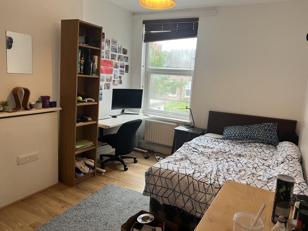 Bedroom 14.JPG