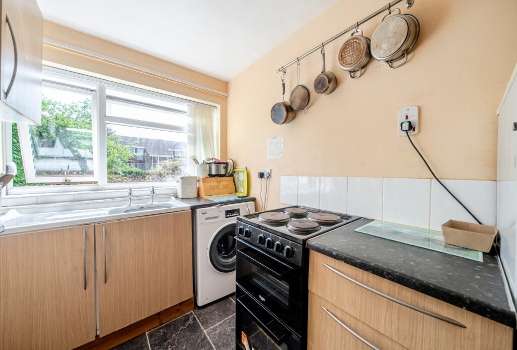 1335370-11-689b24...