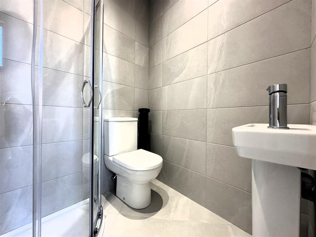 Ensuite.jpg
