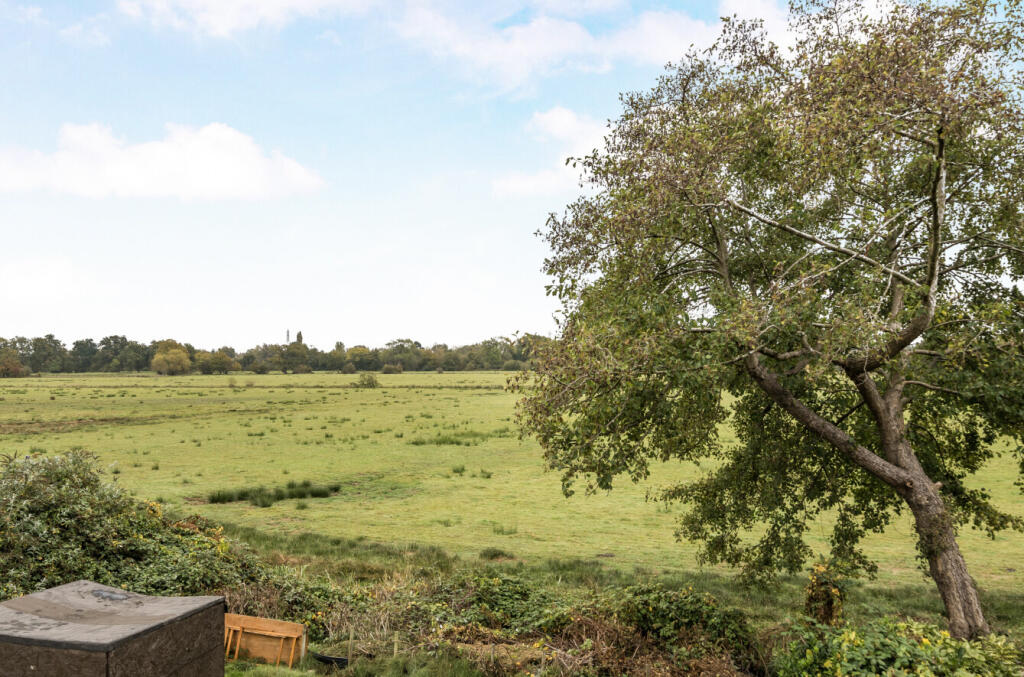 1364766-15-68ecdf...