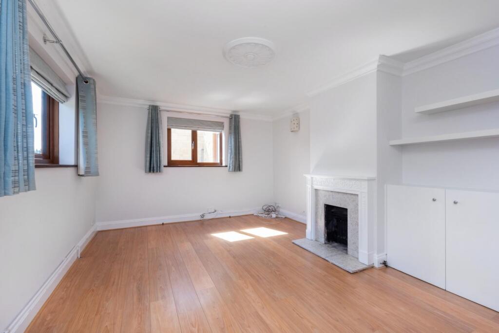 4 The Orchard, Westfield Park South, Newbridge, Ba