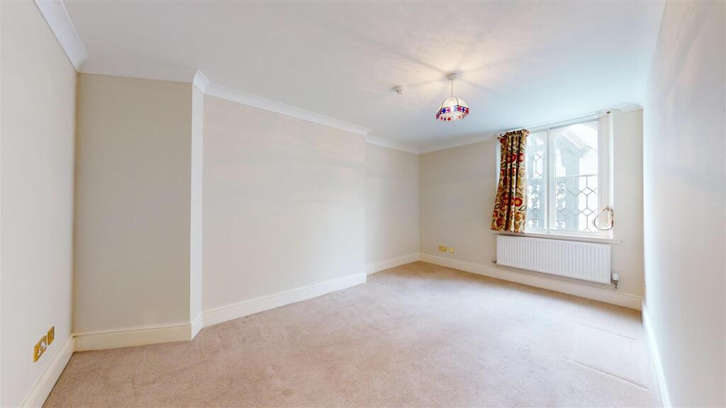 School Gardens 2, Flat 2 Bedroom Two.jpg