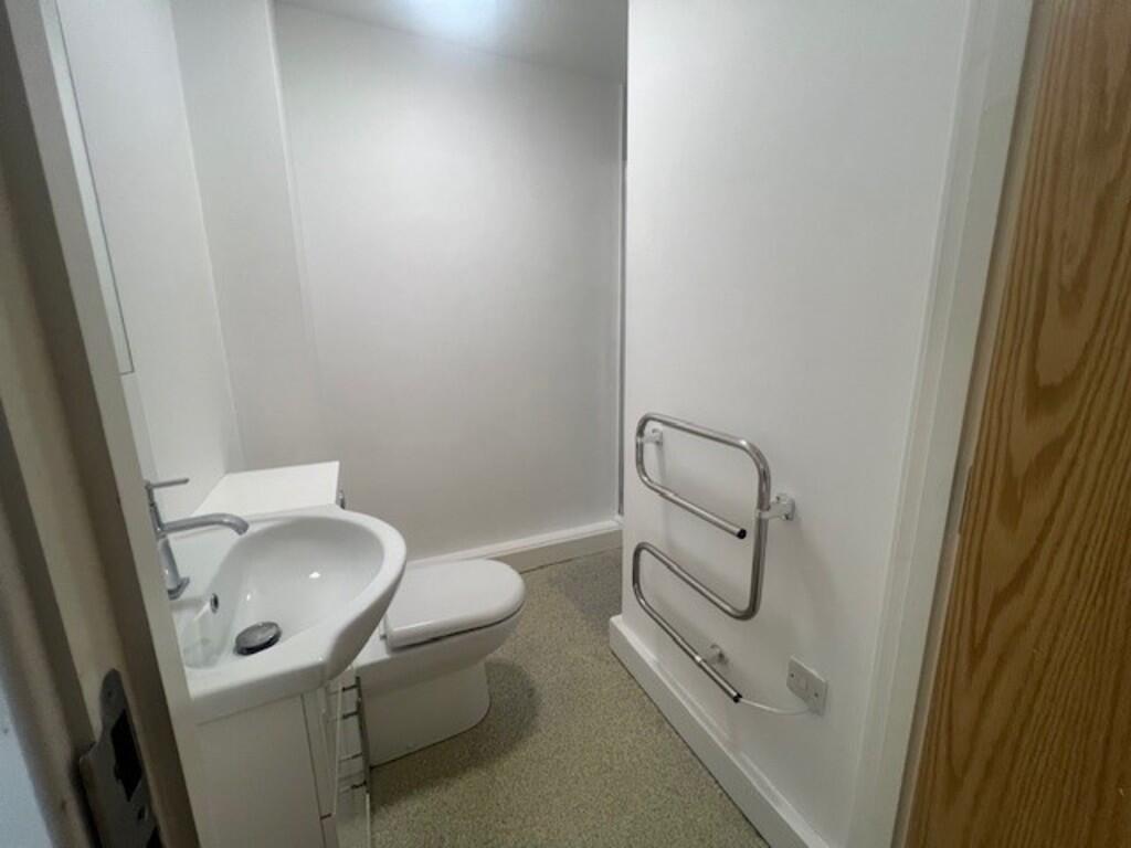 PHOTOS