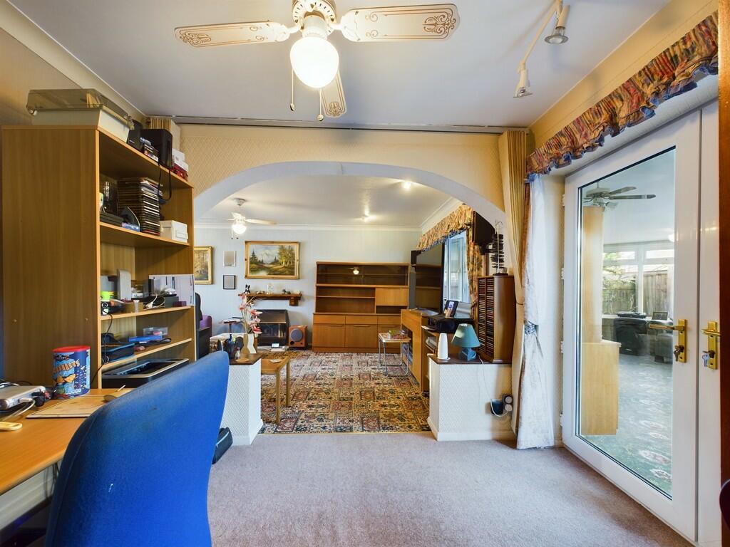 CAM01835G0-PR0132...