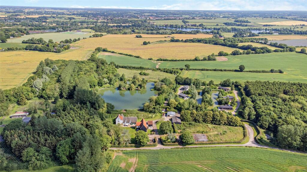 Weybread Lakes