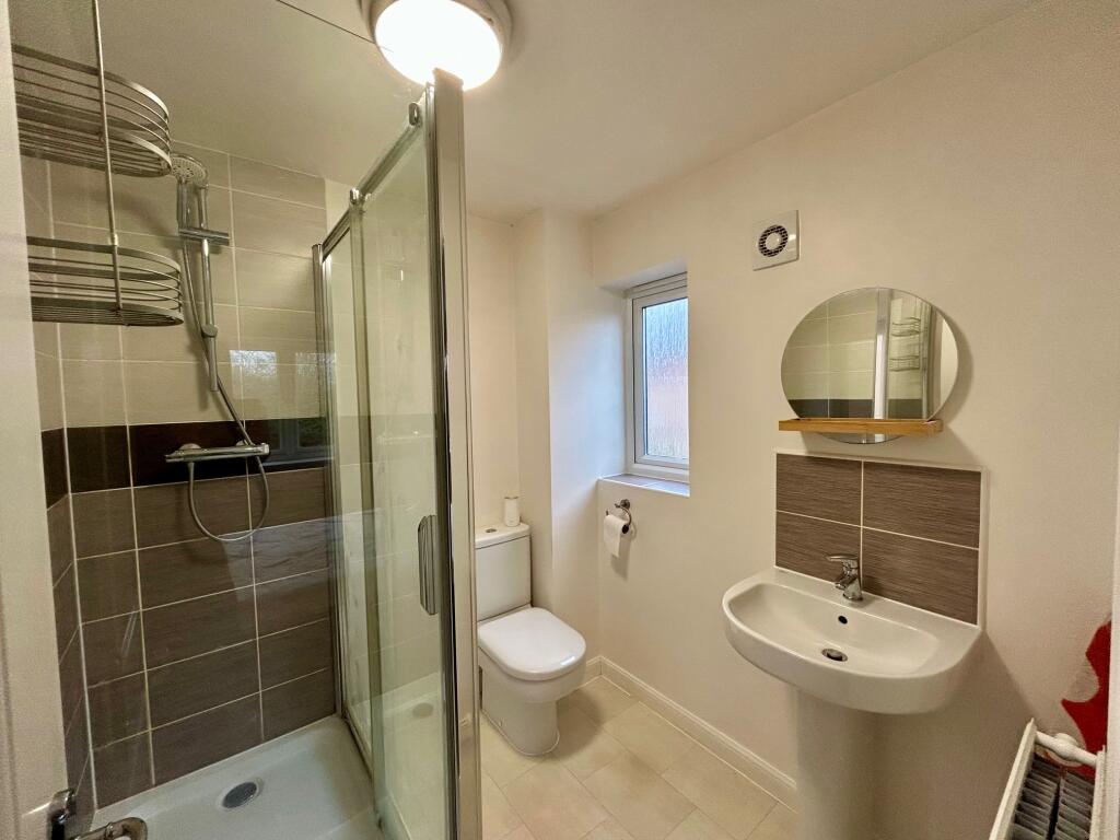En-suite Bathroom