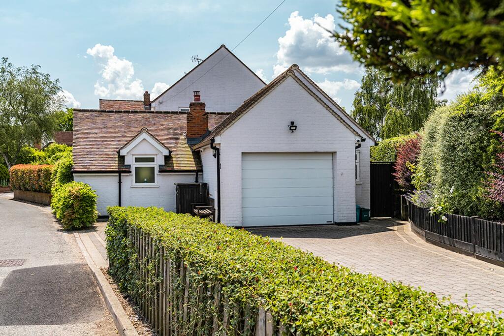 Single Integral Garage and Parking