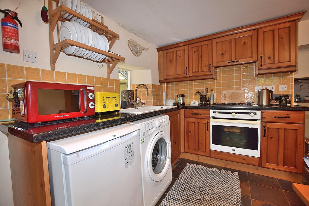 kitchen close
