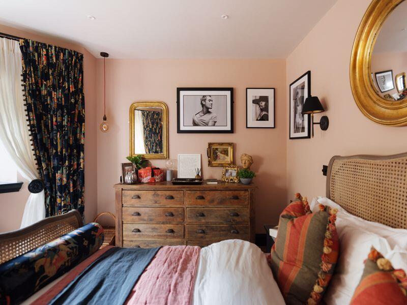 Principal bedroom